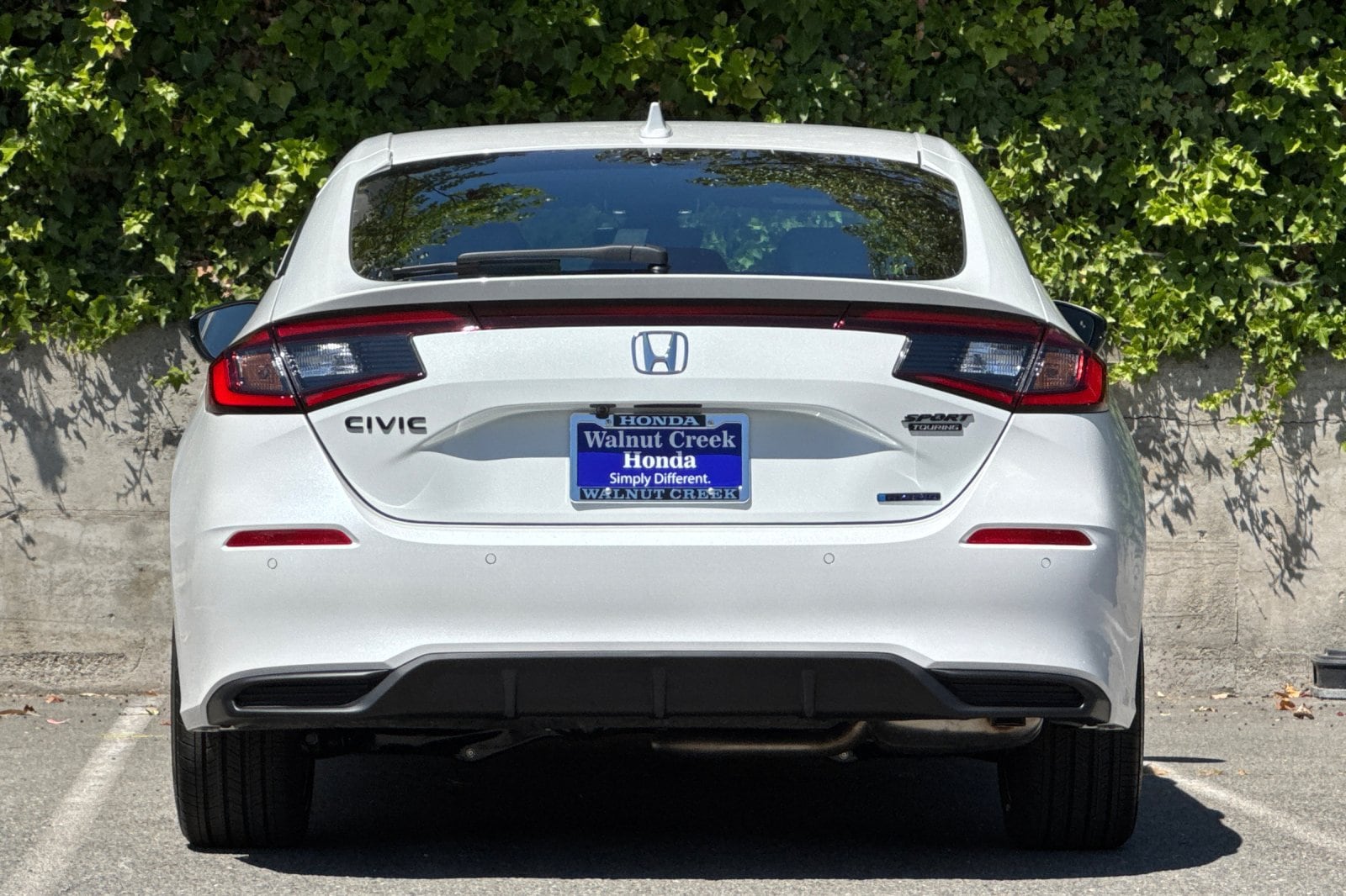 2026 Honda Civic Hatchback Sport Touring photo 5