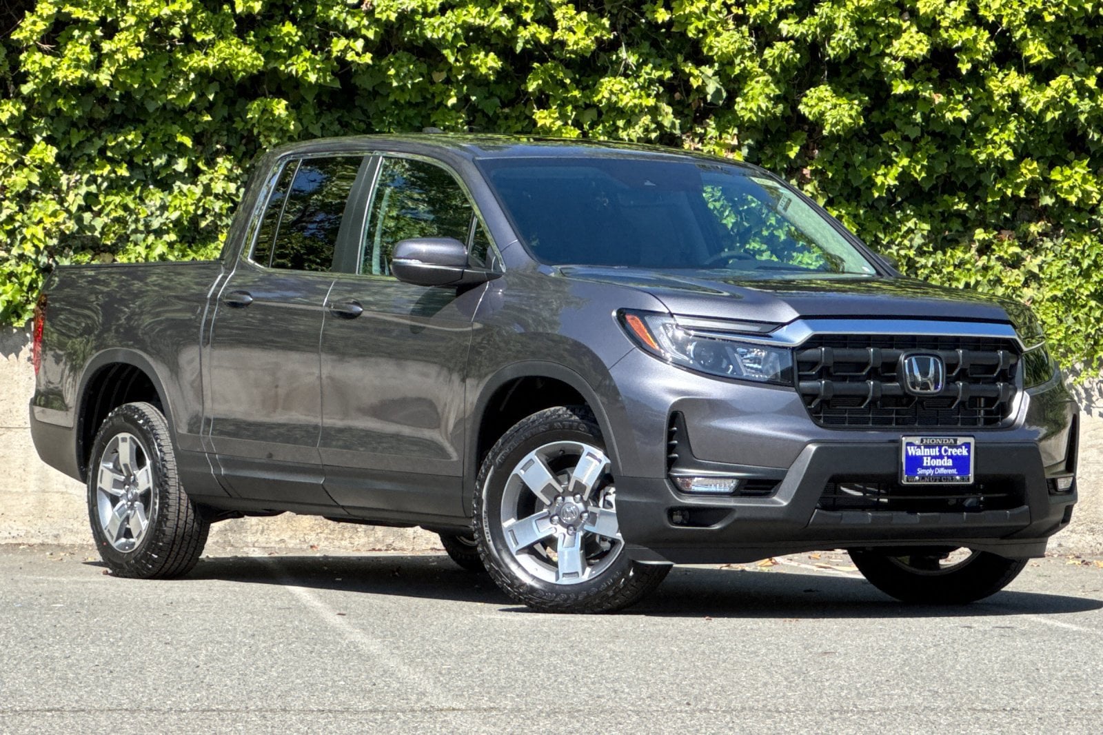 2026 Honda Ridgeline RTL photo 2