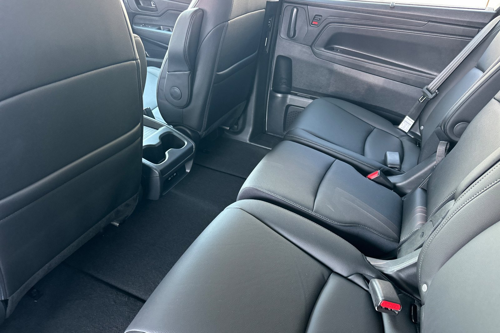 2026 Honda Odyssey EX-L - Photo 9
