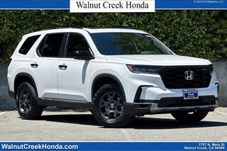 2025 Honda Pilot TrailSport SUV