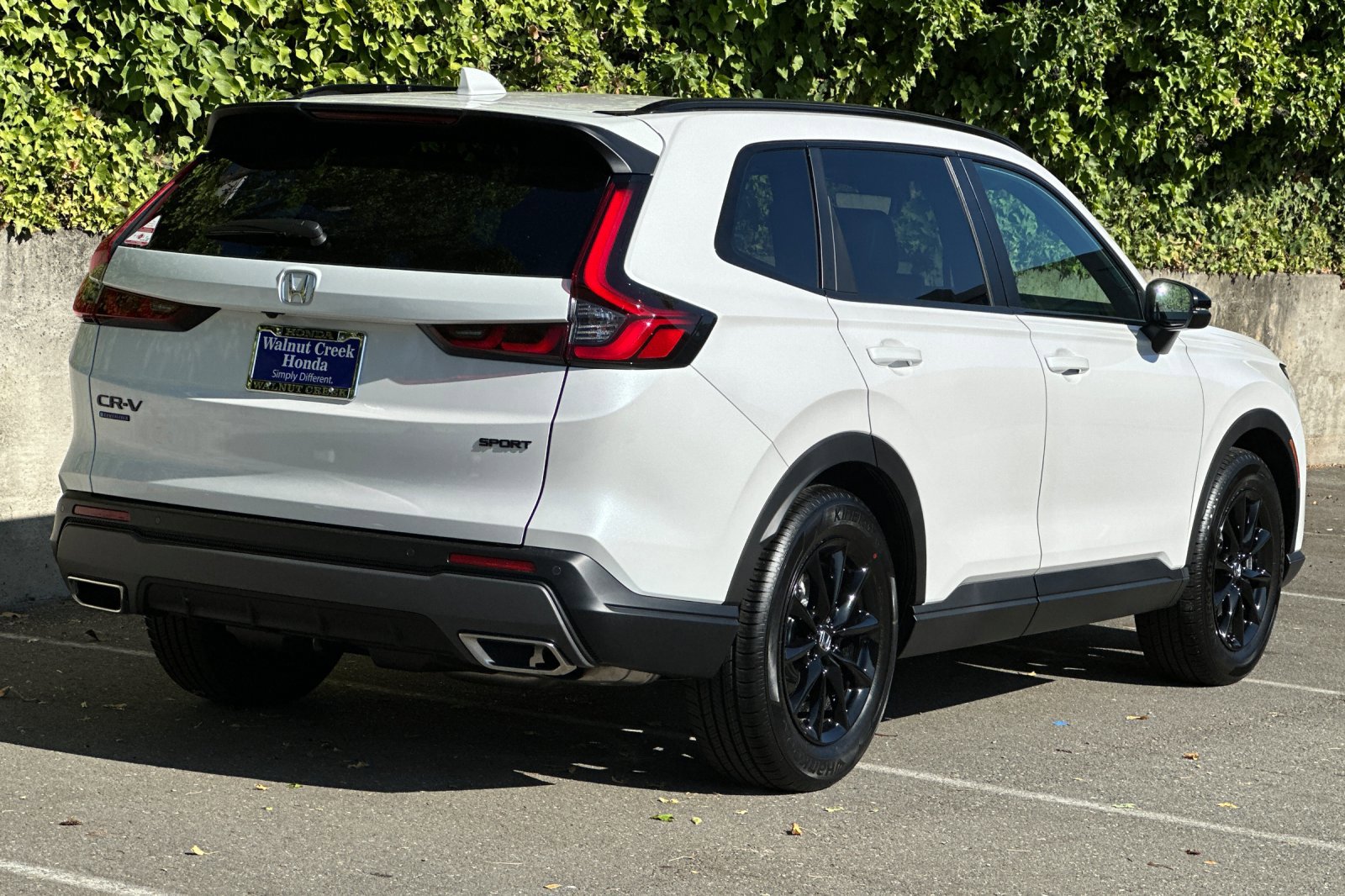 2026 Honda CR-V Hybrid Sport-L photo 4