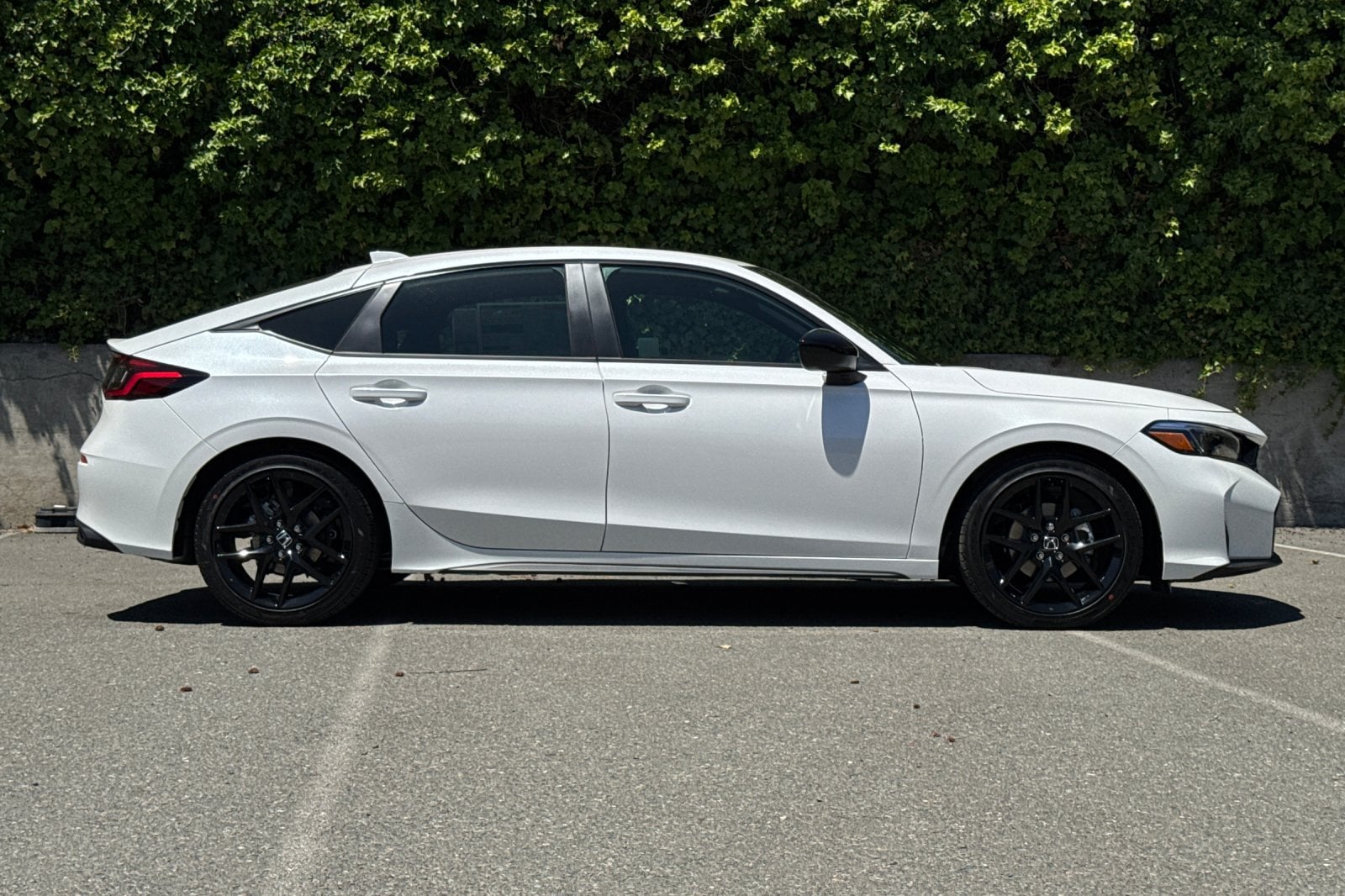2026 Honda Civic Hatchback Sport photo 3