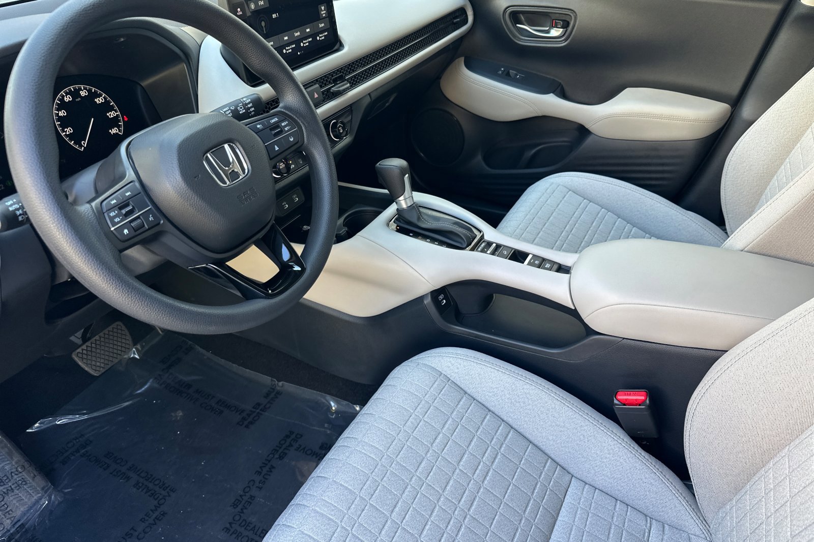 2026 Honda HR-V LX - Photo 7