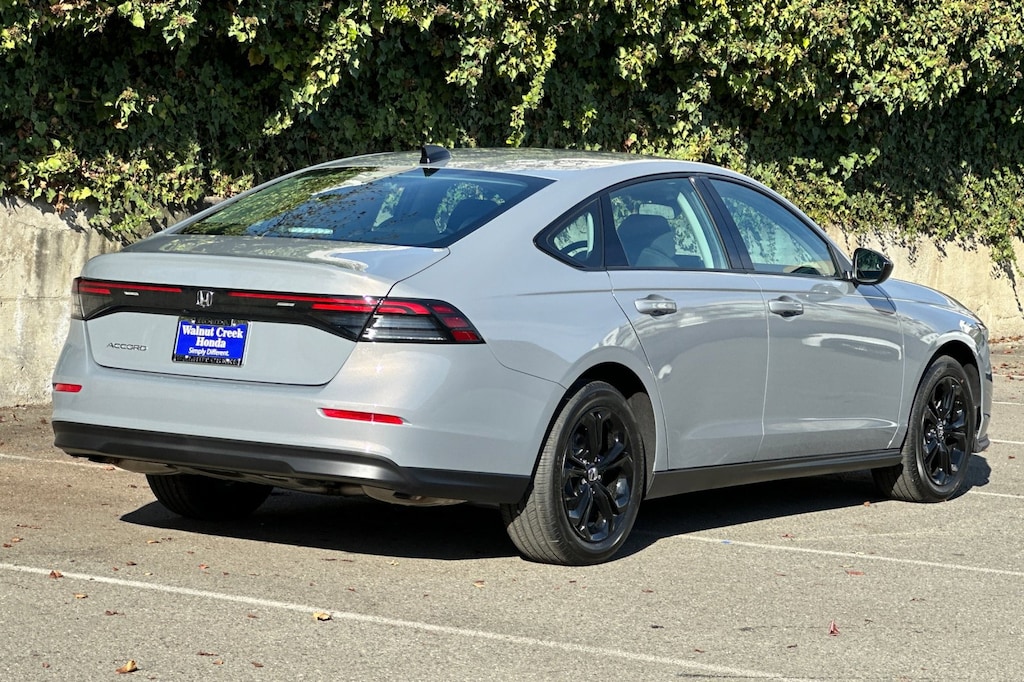 New 2025 Honda Accord SE Sedan