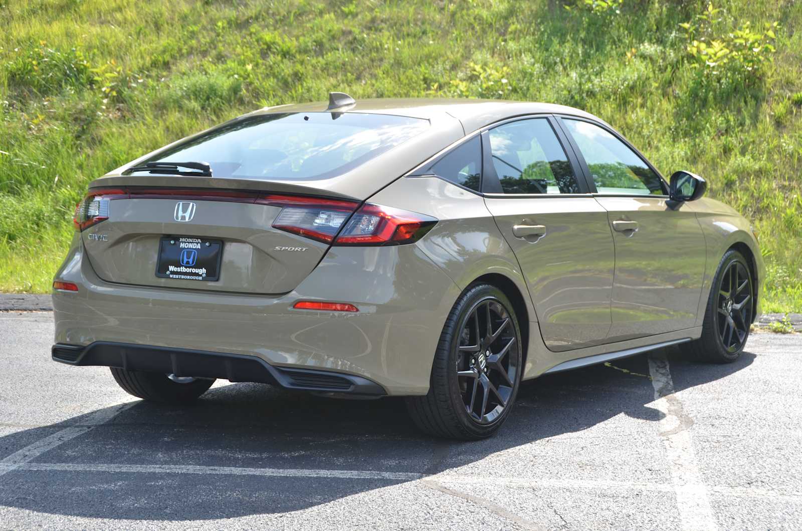 2025 Honda Civic Hatchback Sport - Photo 13