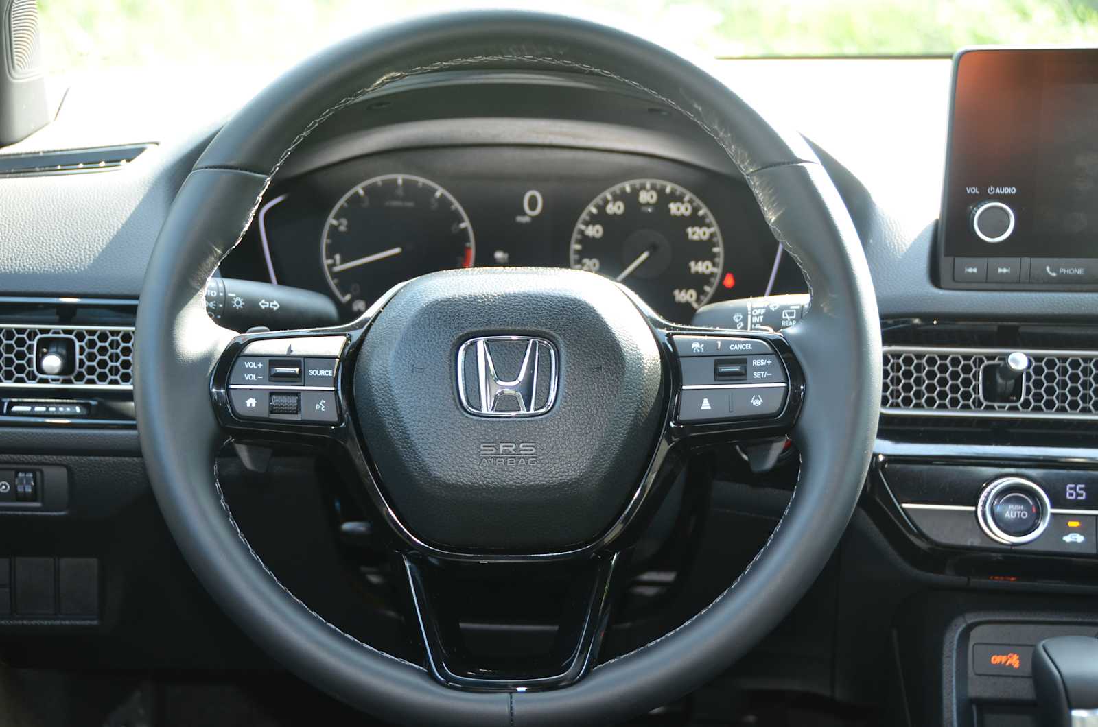 2025 Honda Civic Hatchback Sport - Photo 15