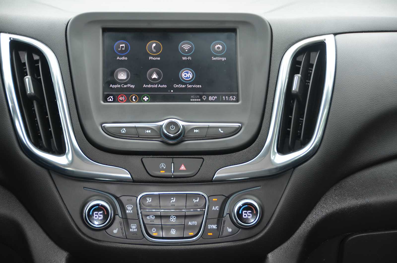 2023 Chevrolet Equinox LT - Photo 19