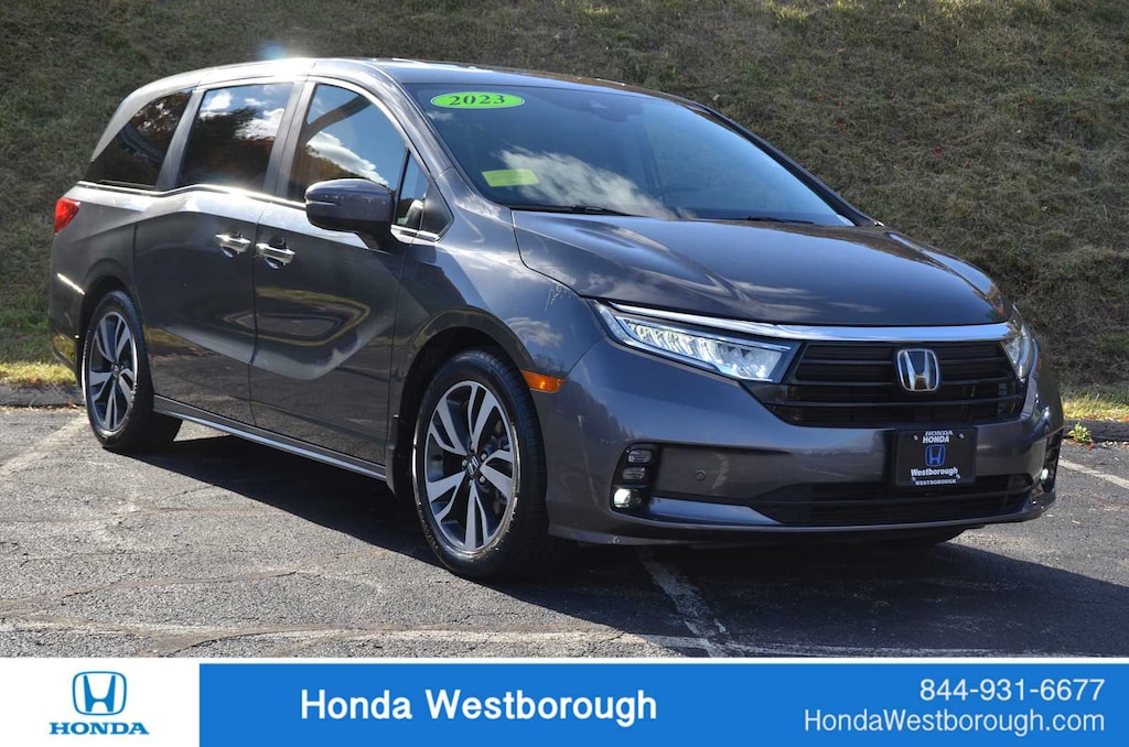 Used 2023 Honda Odyssey Touring Van