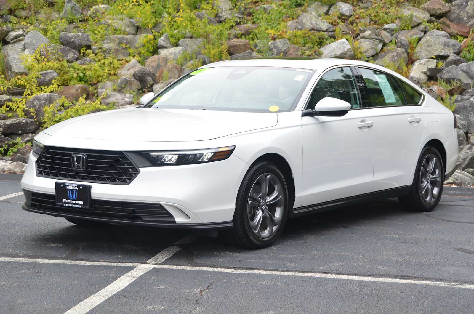 2023 Honda Accord EX - Photo 11