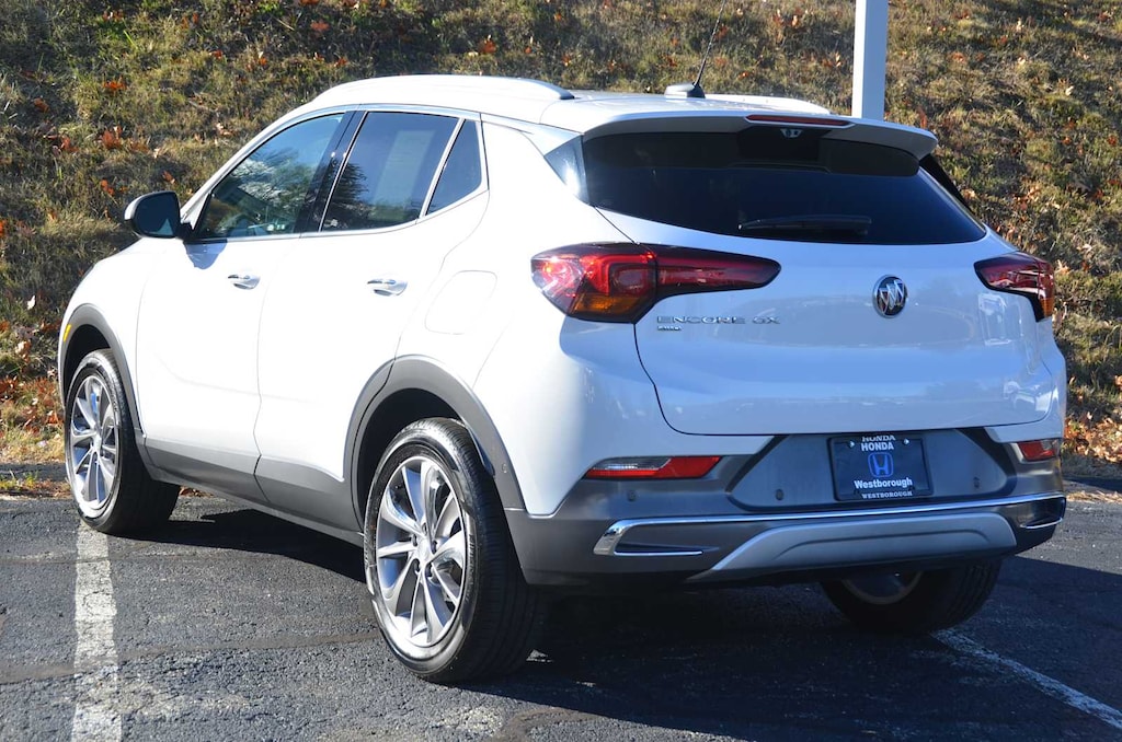 Used 2023 Buick Encore GX Essence SUV