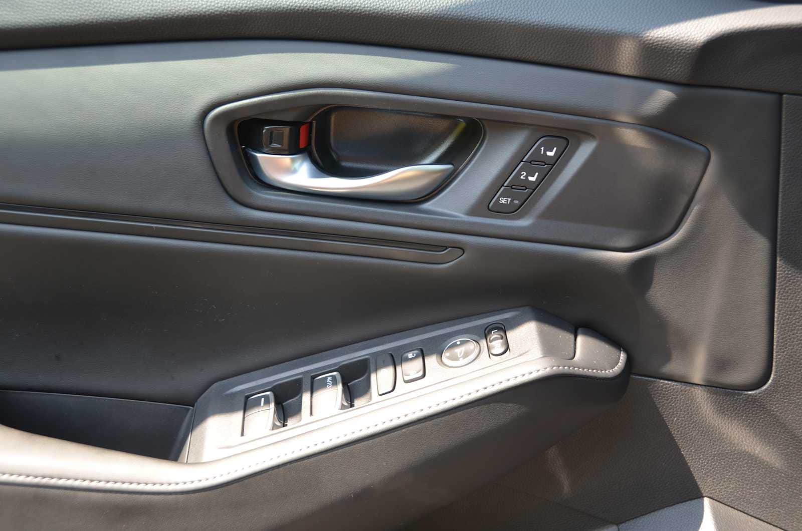 2024 Honda Accord Hybrid Sport-L - Photo 17