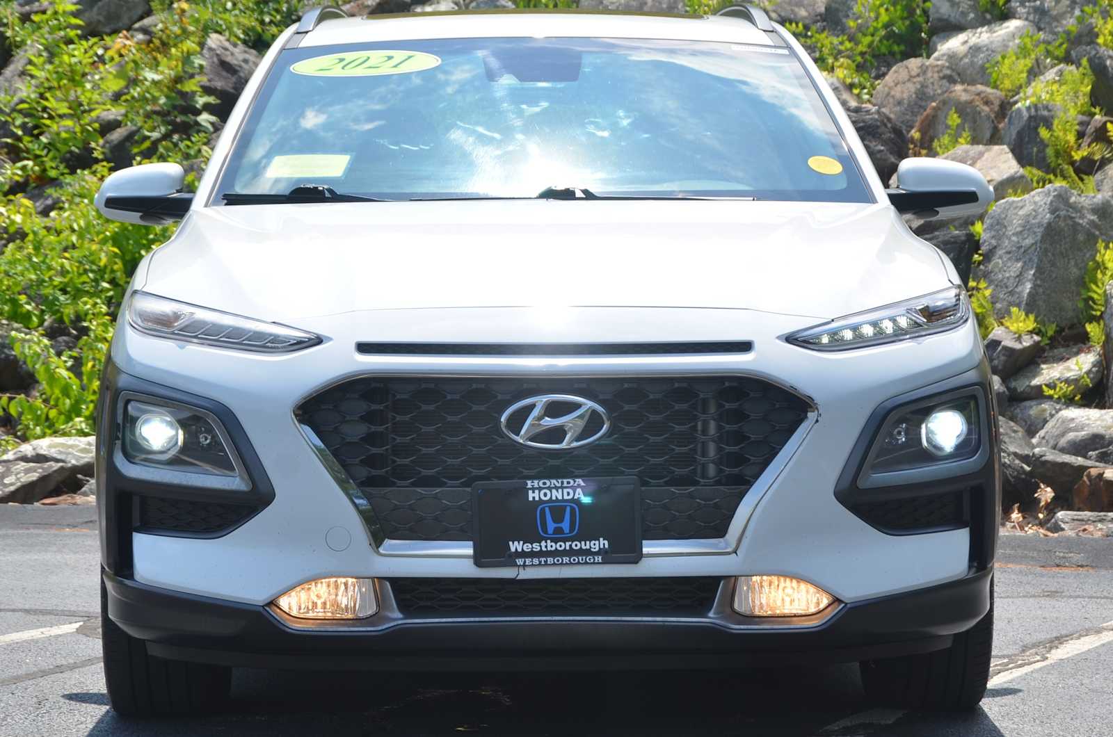 Used 2021 Hyundai Kona Limited with VIN KM8K3CA56MU600155 for sale in Westborough, MA