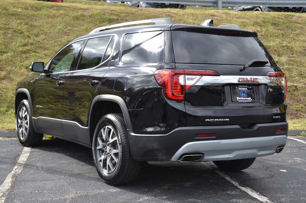 Used 2023 GMC Acadia SLE SUV