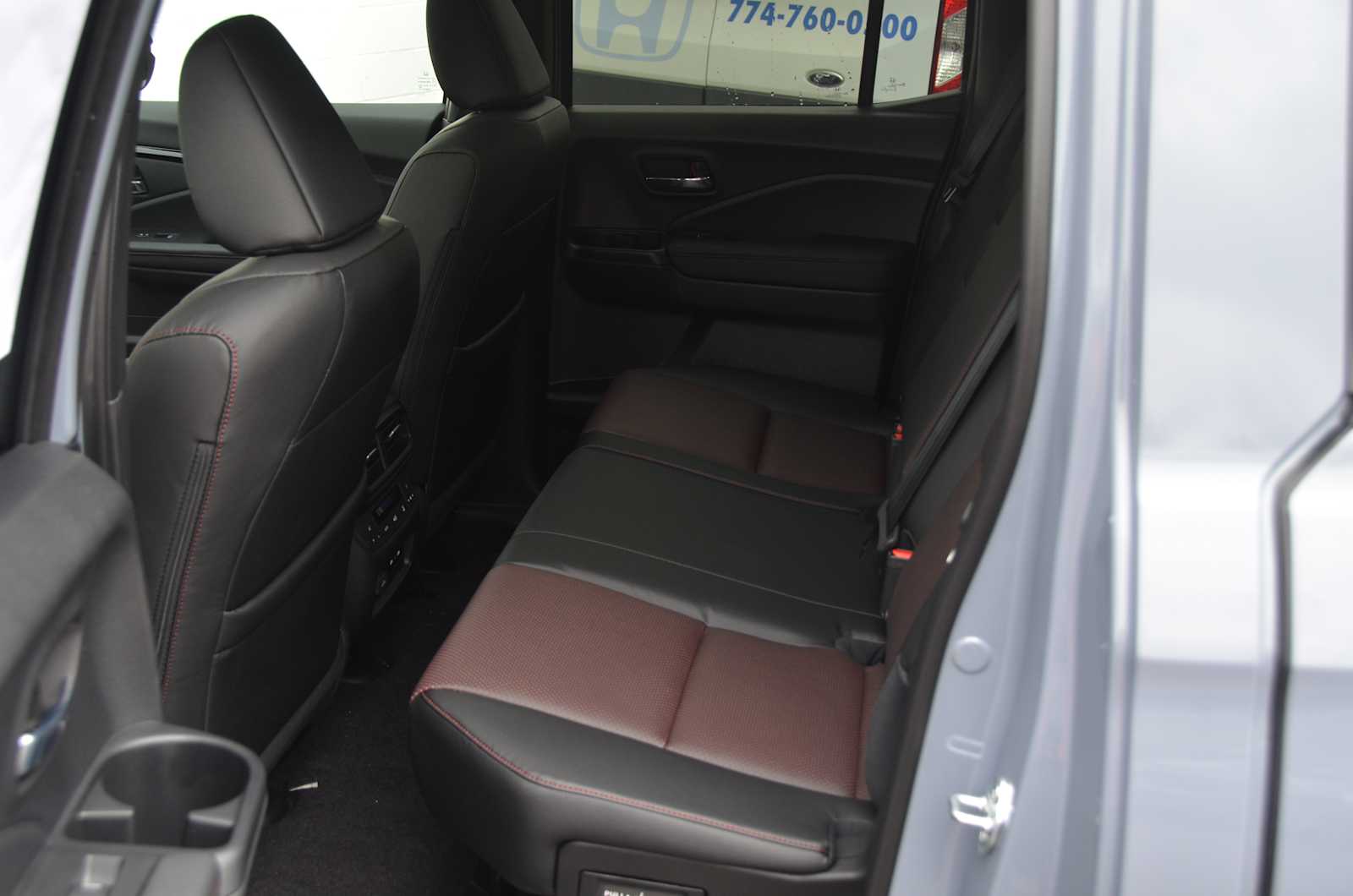 2026 Honda Ridgeline Black Edition - Photo 7