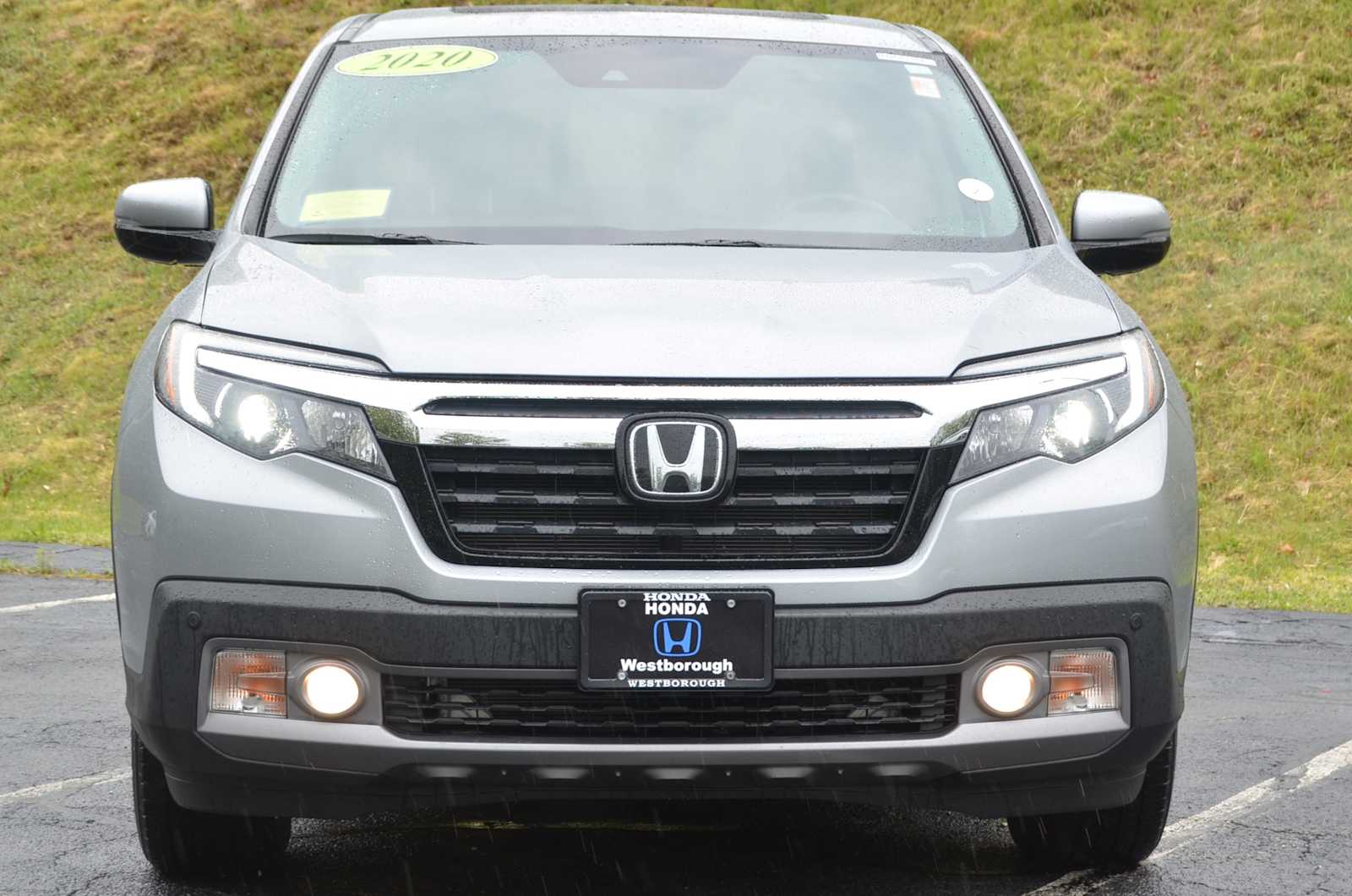 Vehicle Image 2