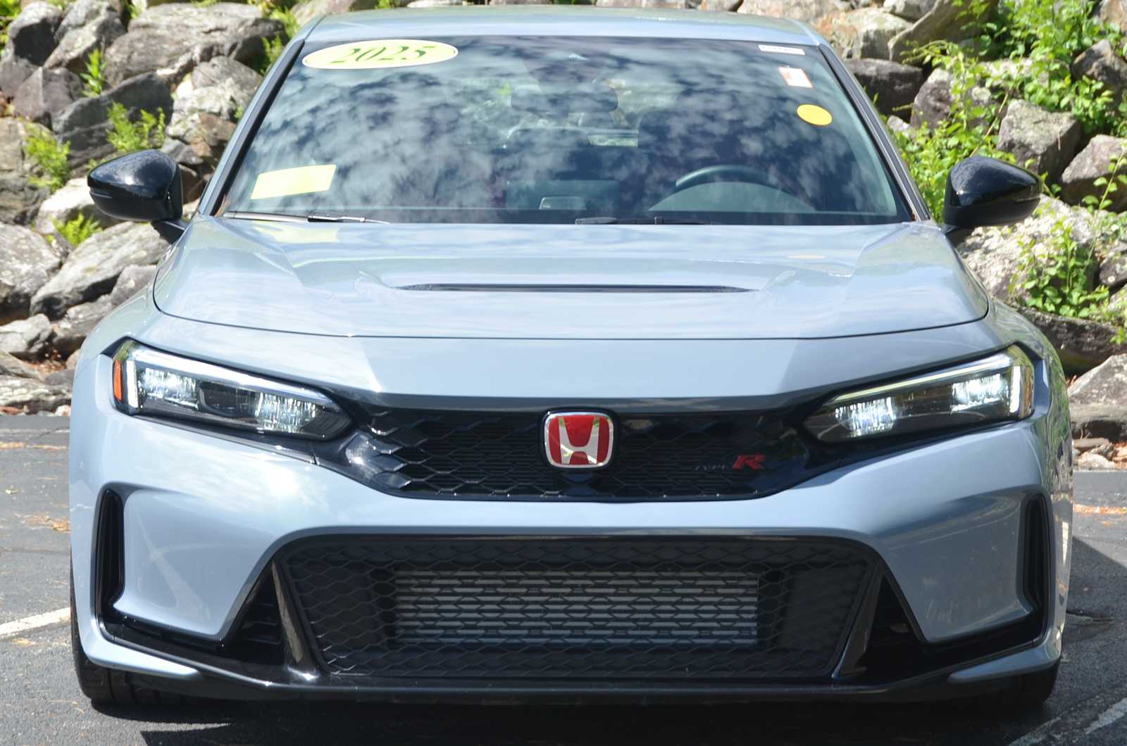 2025 Honda Civic Hatchback Type-R - Photo 2