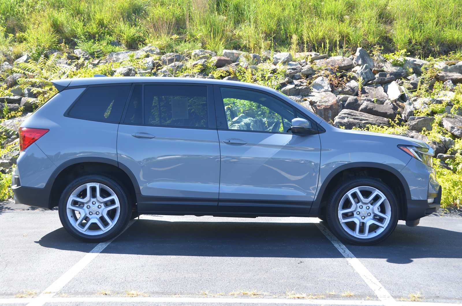 2024 Honda Passport EX-L - Photo 14