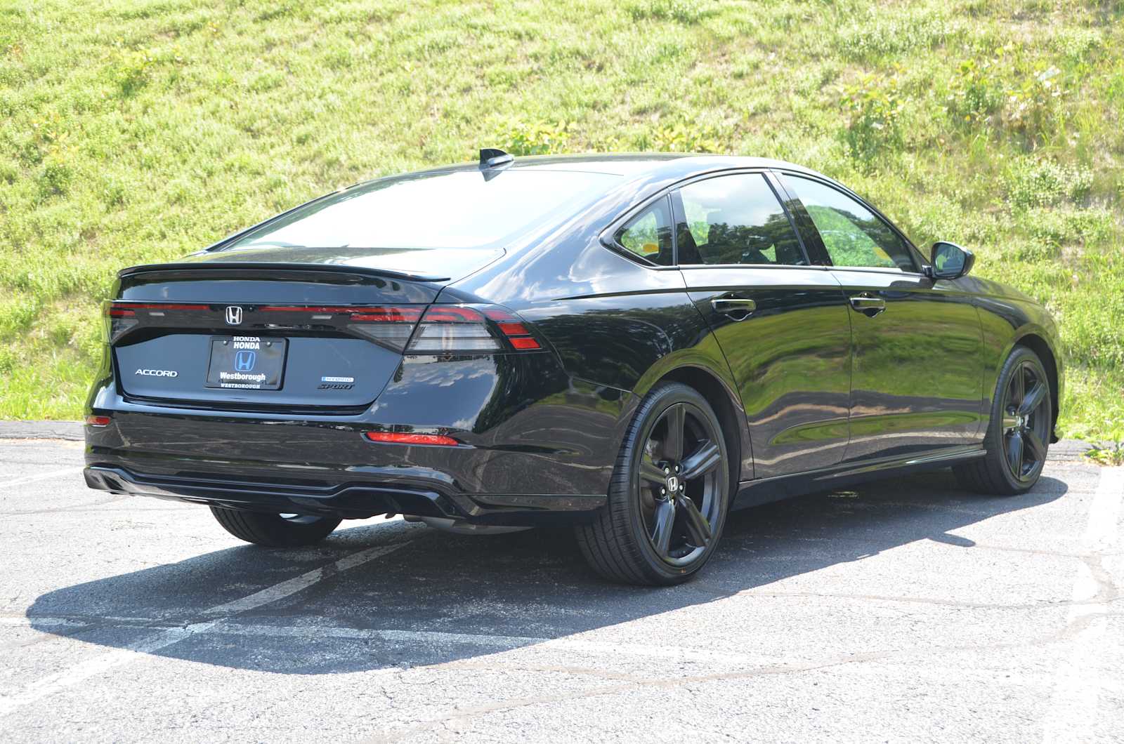 2024 Honda Accord Hybrid Sport-L - Photo 13