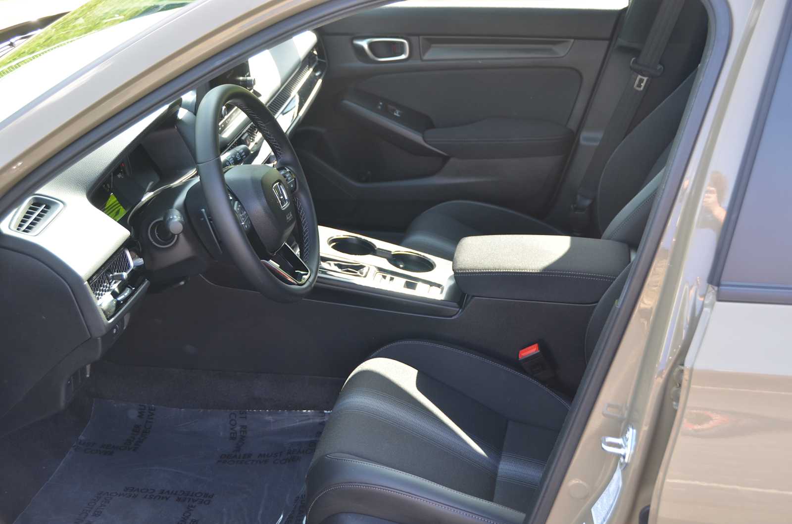 2025 Honda Civic Hatchback Sport - Photo 9