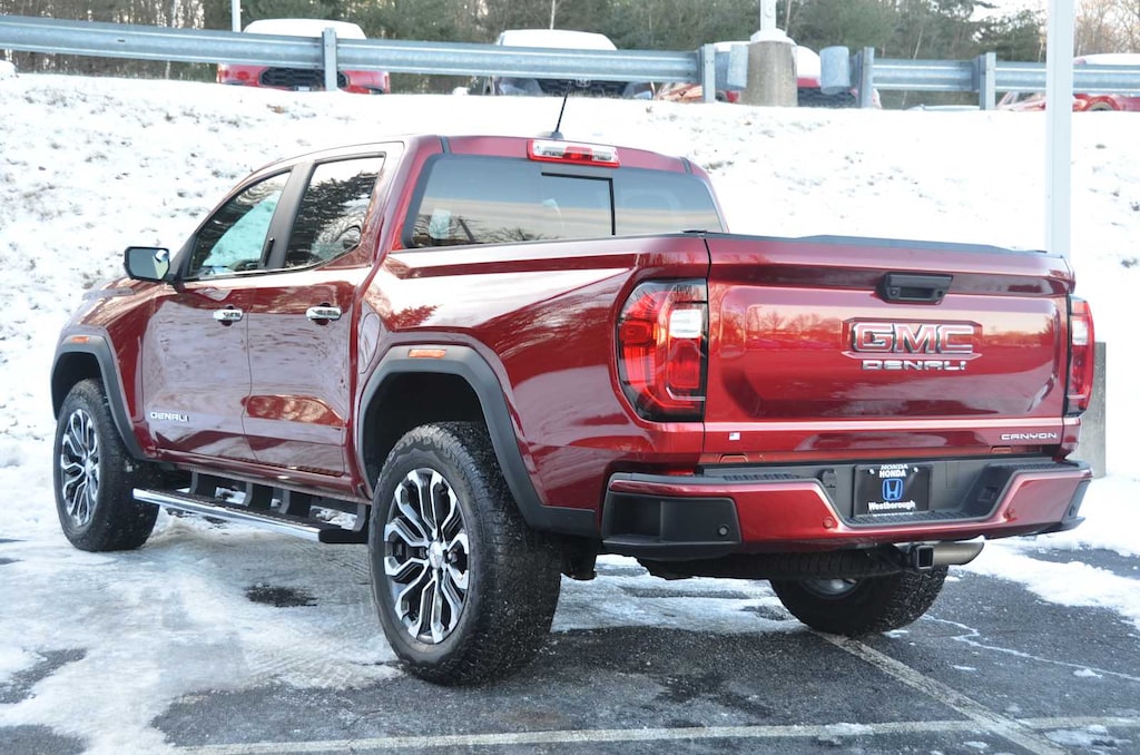 Used 2024 GMC Canyon Denali Truck Crew Cab