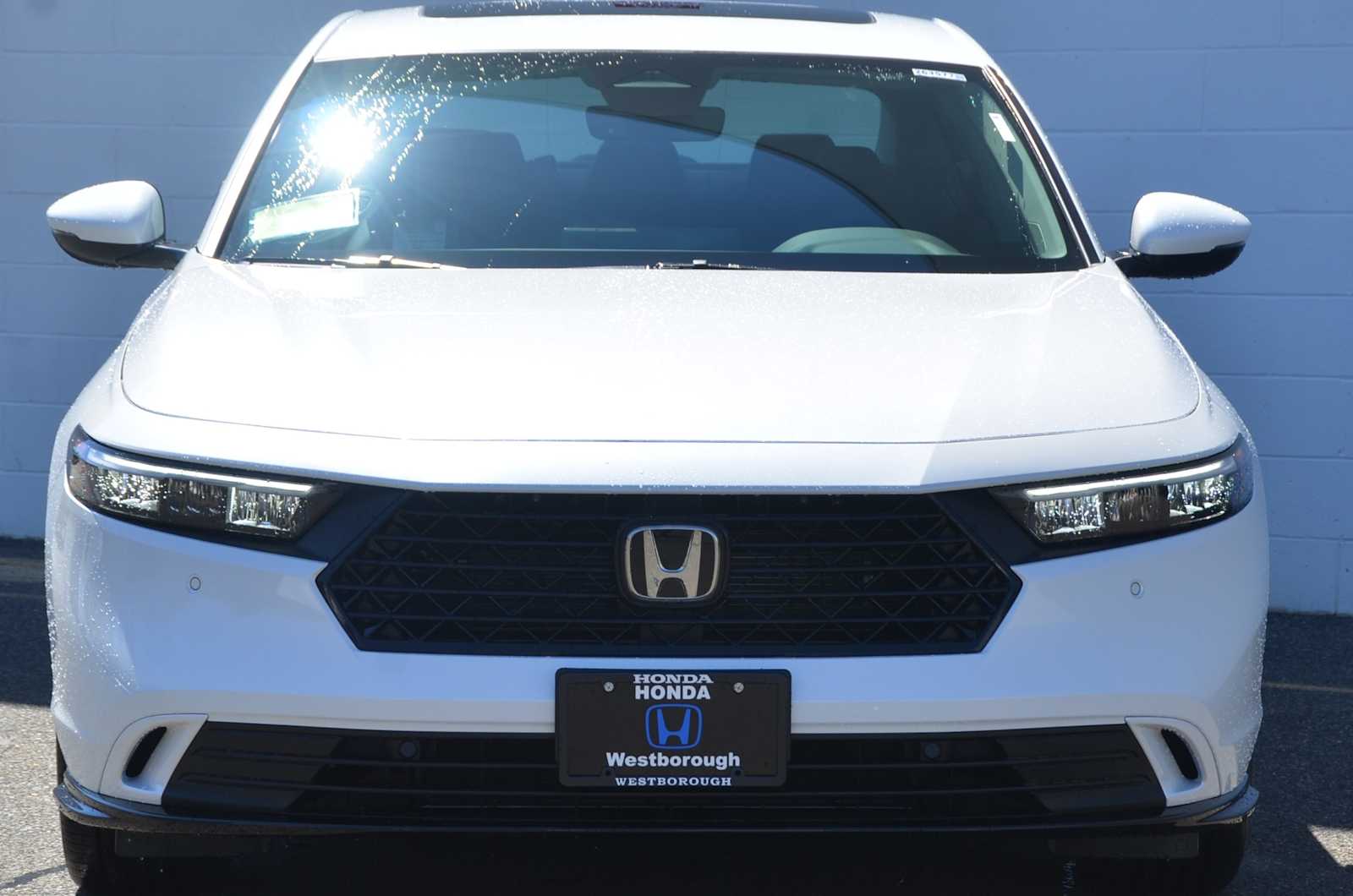 2026 Honda Accord Hybrid EX-L - Photo 2