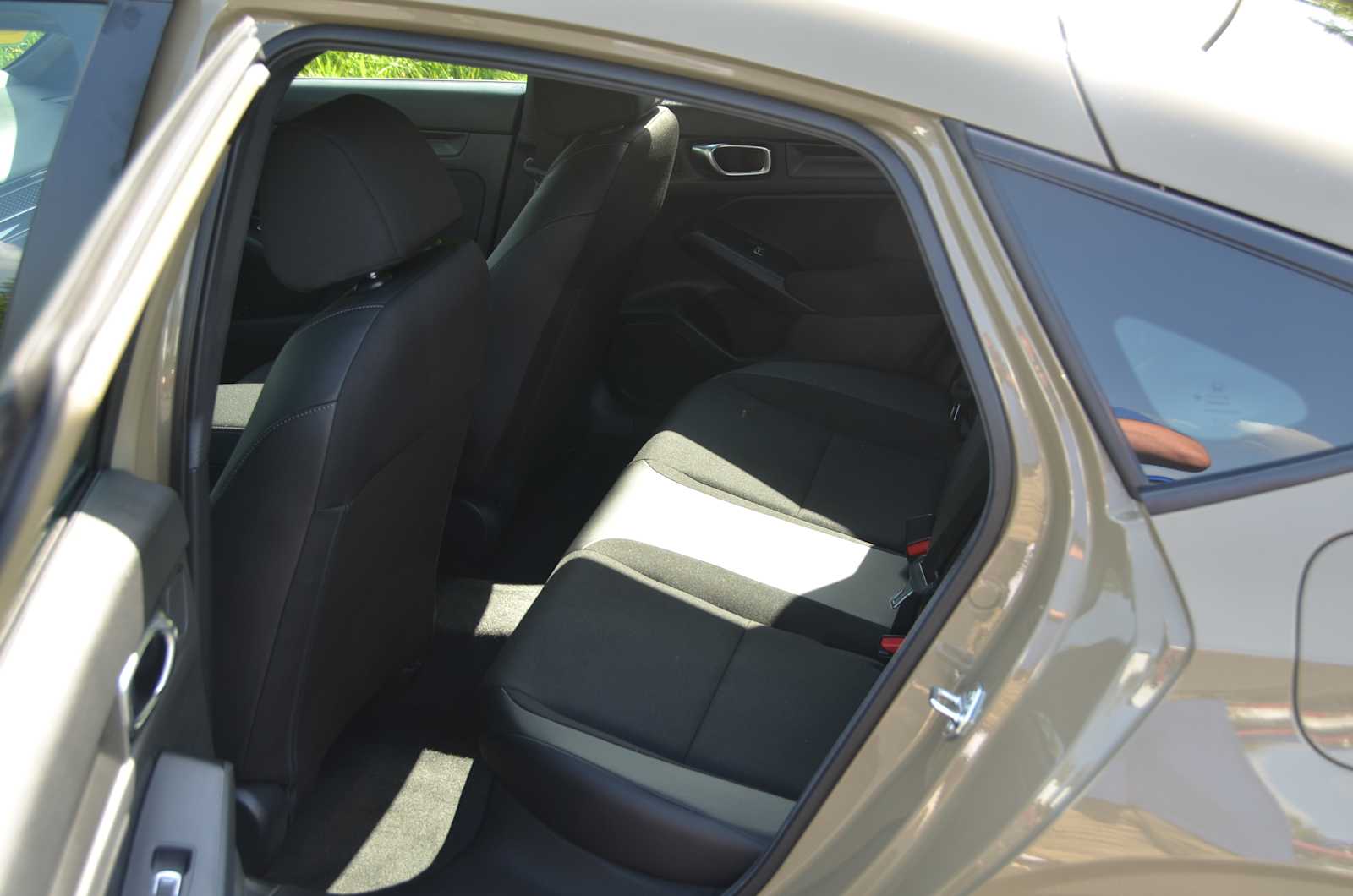 2025 Honda Civic Hatchback Sport - Photo 23