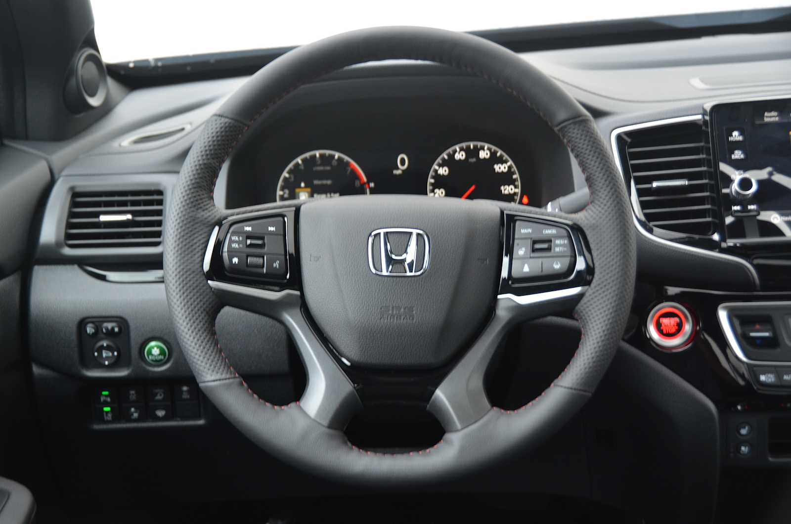 2026 Honda Ridgeline Black Edition - Photo 8