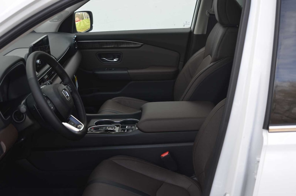 New 2025 Honda Pilot Elite SUV