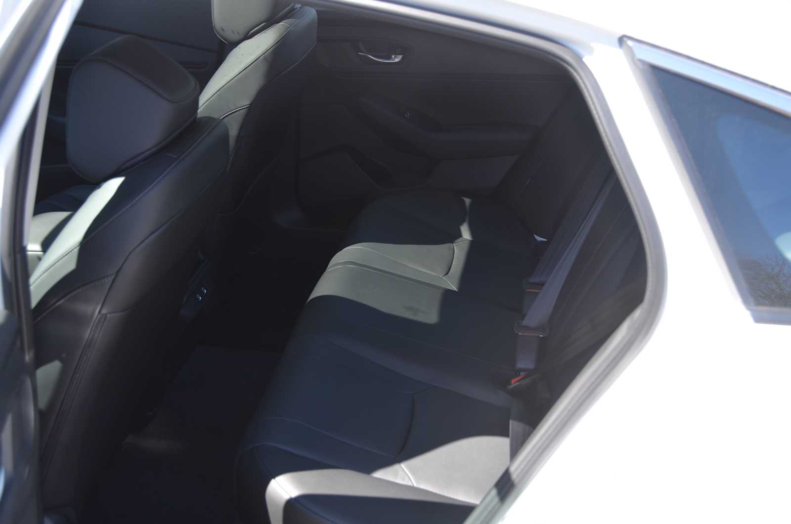 2026 Honda Accord Hybrid EX-L - Photo 7