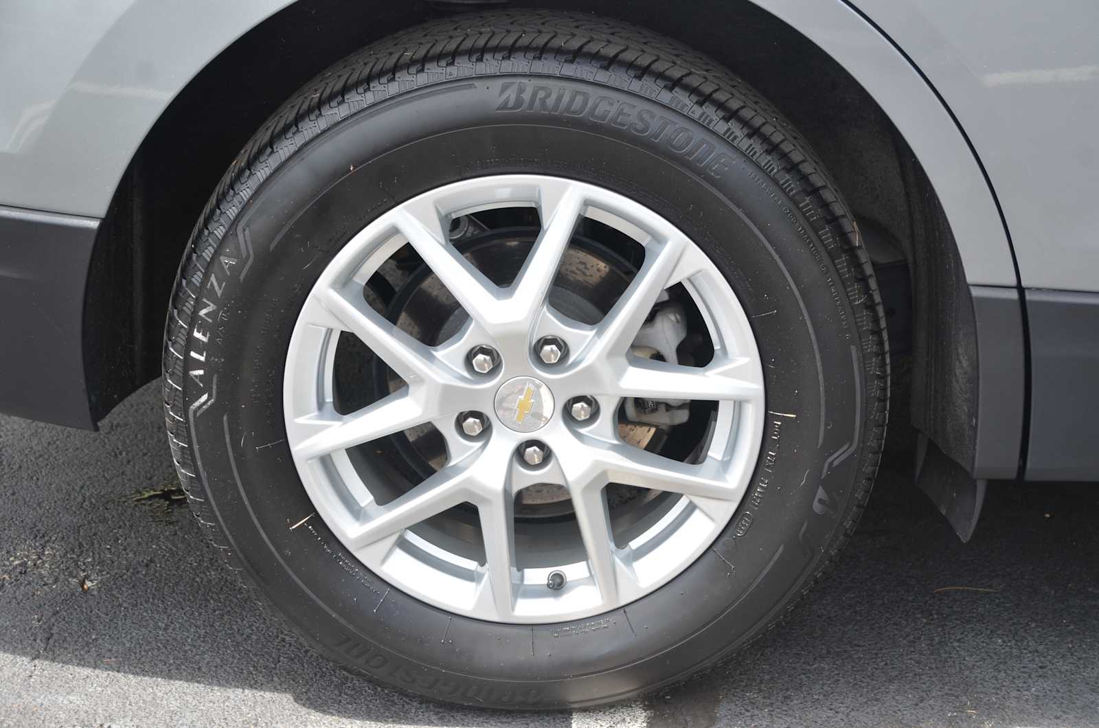 2023 Chevrolet Equinox LT - Photo 28