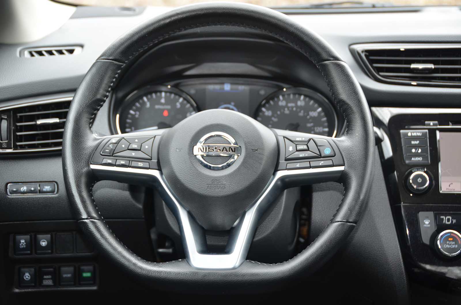 2022 Nissan Rogue Sport SL - Photo 15
