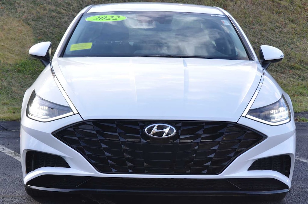 Used 2022 Hyundai Sonata SEL Sedan