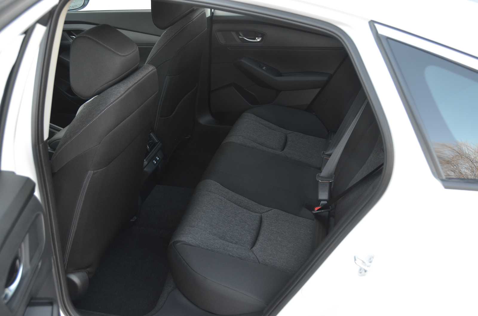 2026 Honda Accord LX - Photo 6