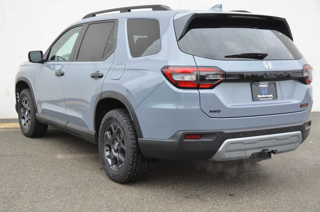 New 2025 Honda Pilot TrailSport SUV
