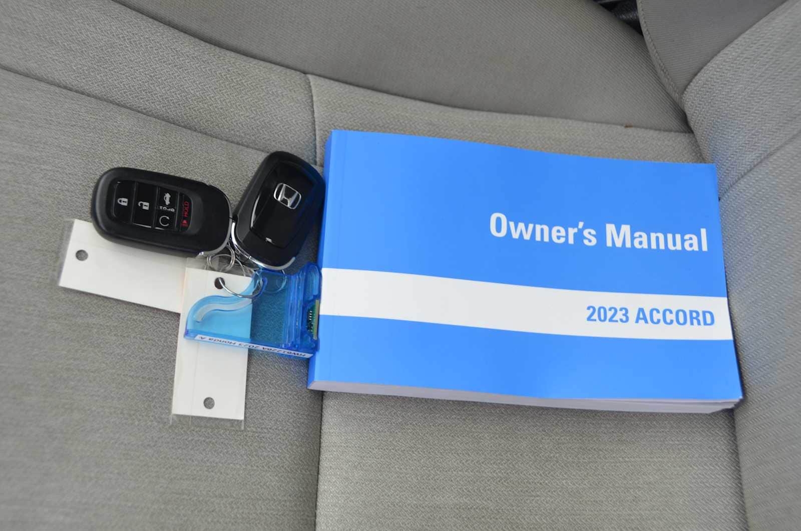 2023 Honda Accord EX - Photo 10