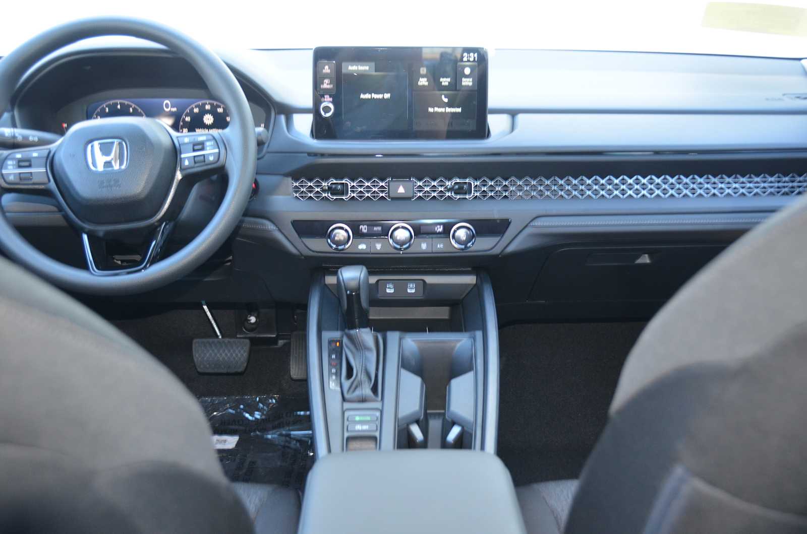 2026 Honda Accord LX - Photo 9