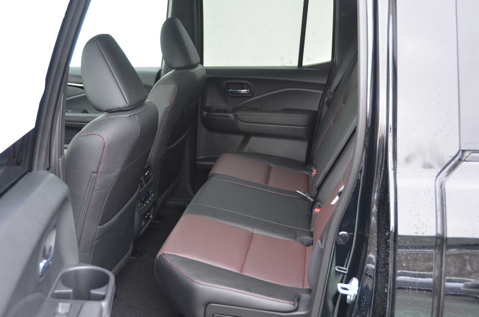 2026 Honda Ridgeline Black Edition - Photo 7