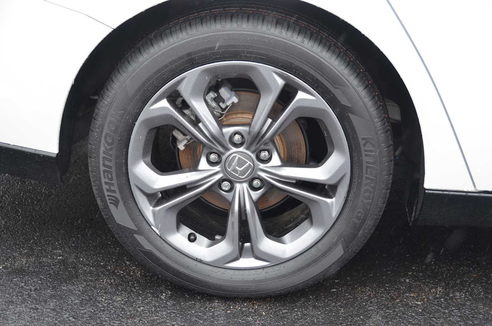 2024 Honda Accord Hybrid EX-L - Photo 31