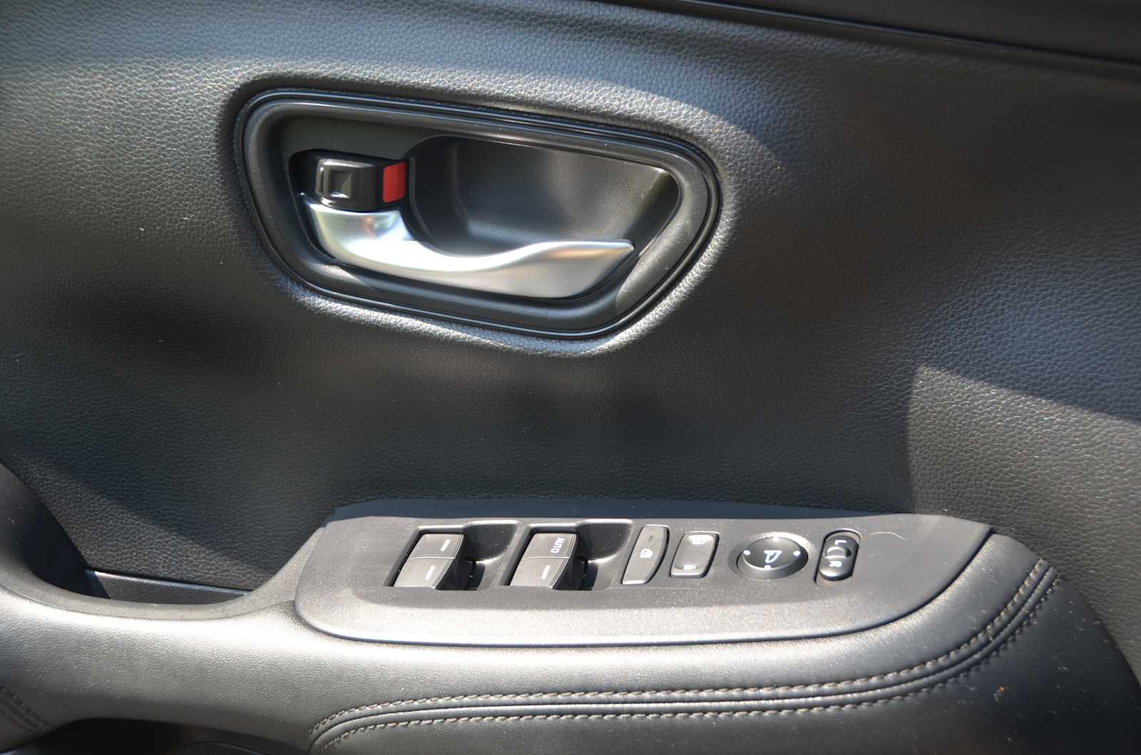 2024 Honda HR-V LX - Photo 17