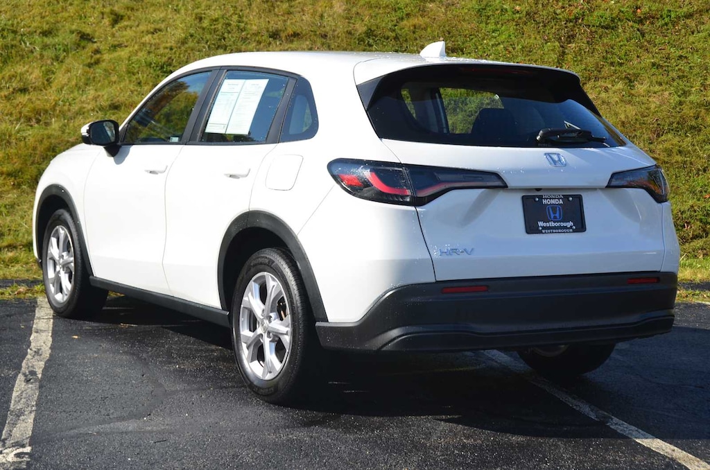 Used 2023 Honda HR-V LX AWD SUV