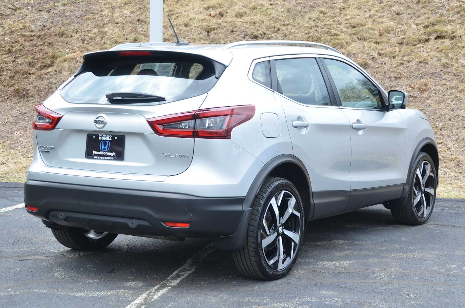 2022 Nissan Rogue Sport SL - Photo 13