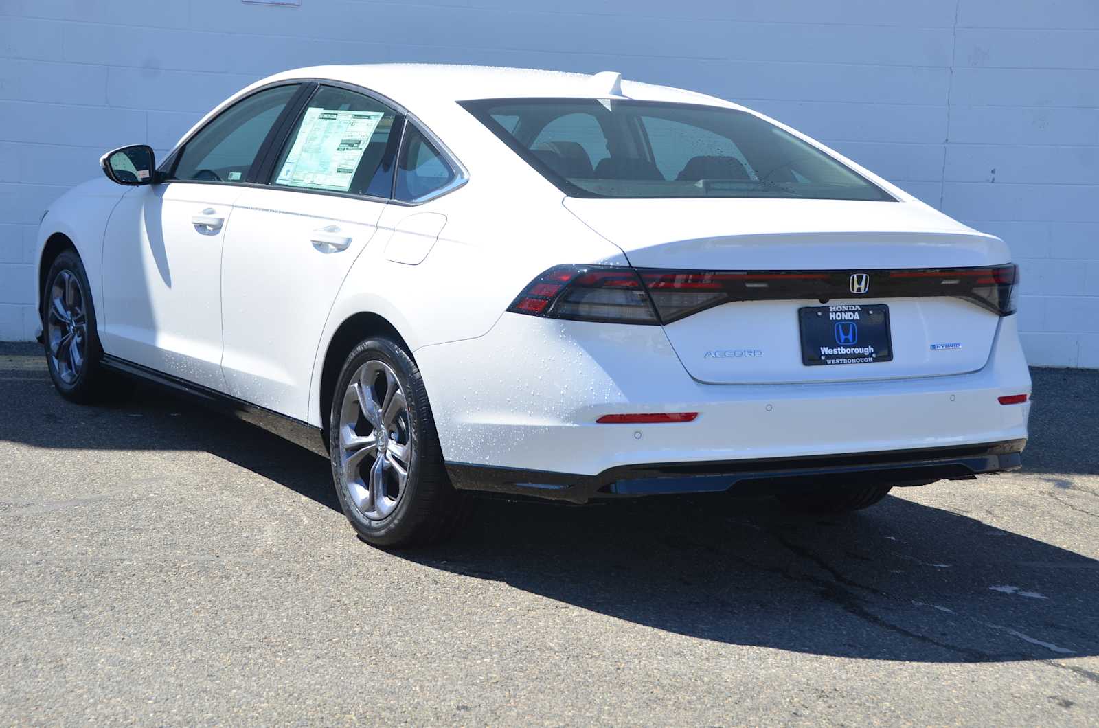 2026 Honda Accord Hybrid EX-L - Photo 3