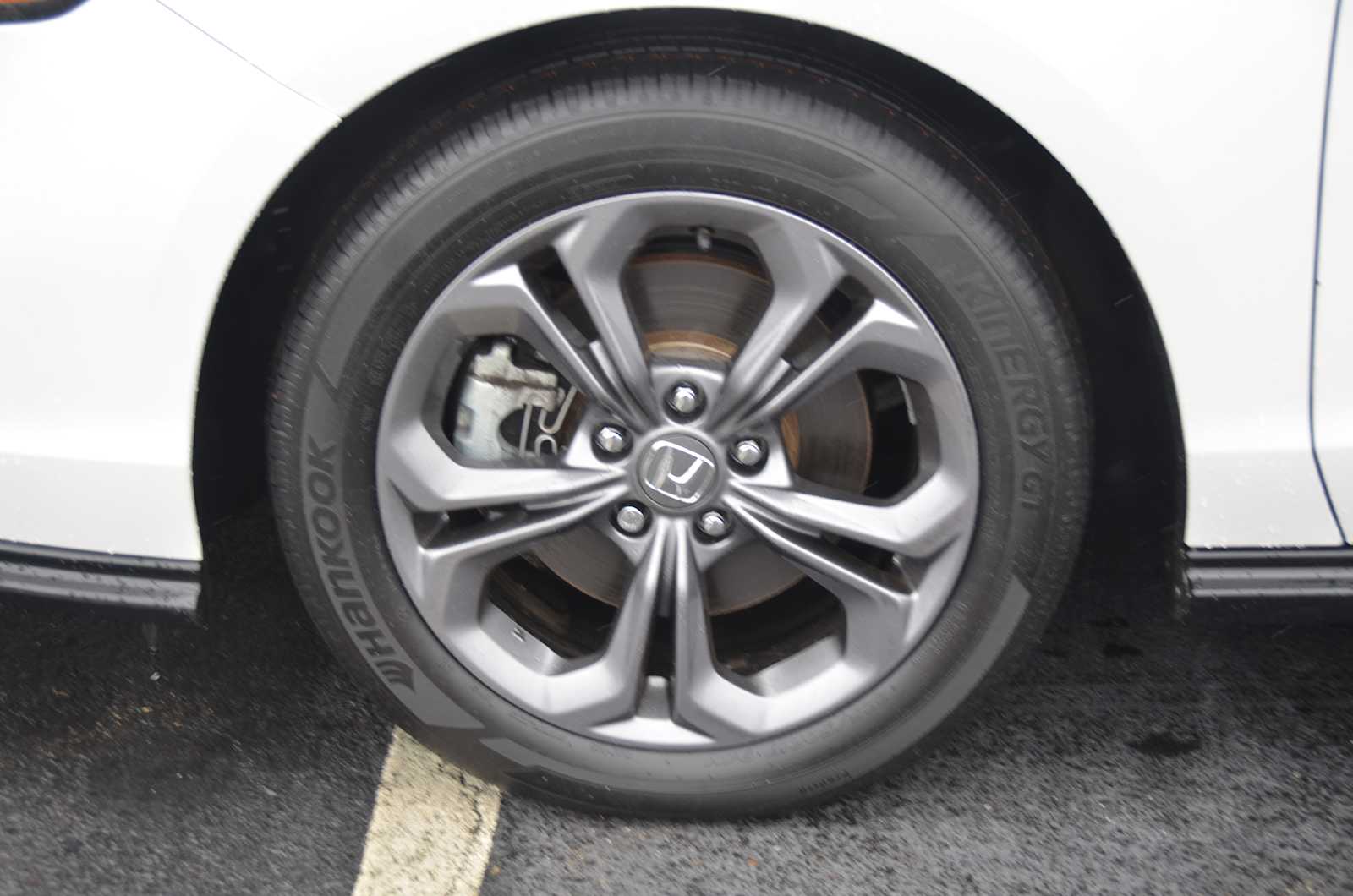 2024 Honda Accord Hybrid EX-L - Photo 30