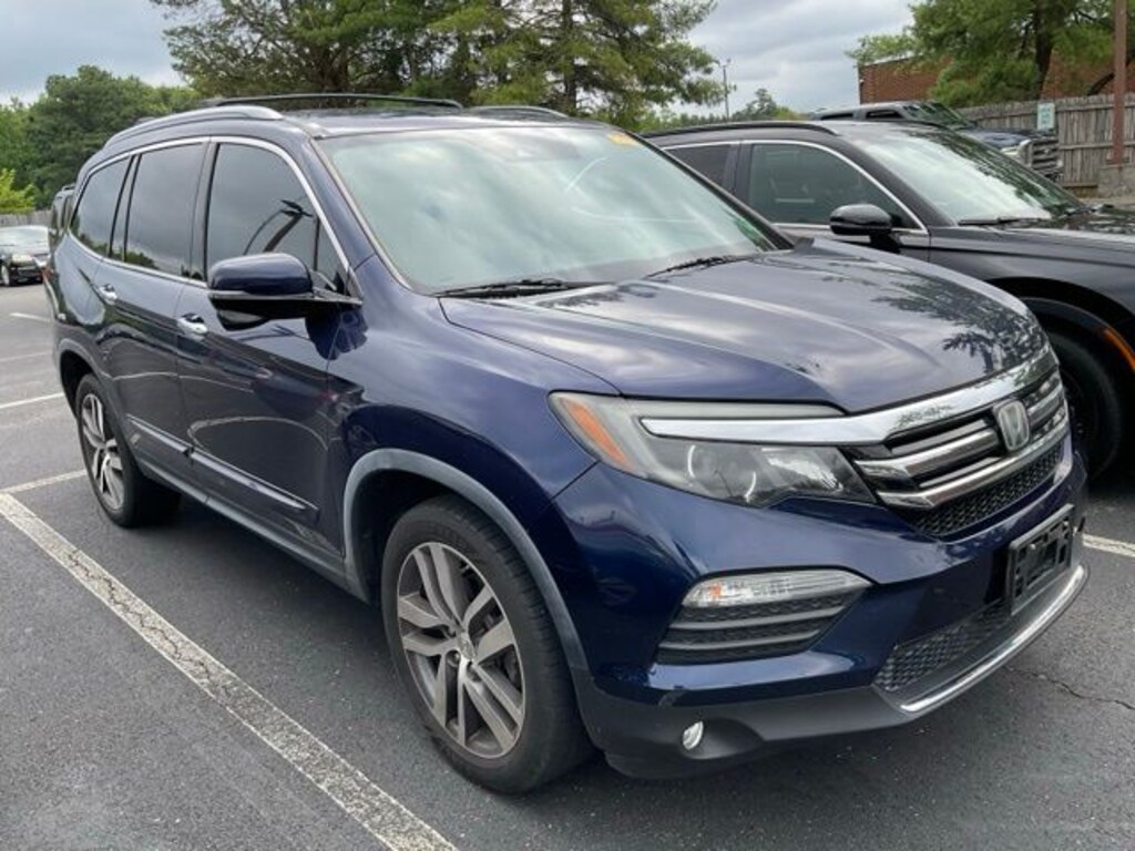Used 2017 Honda Pilot Touring SUV