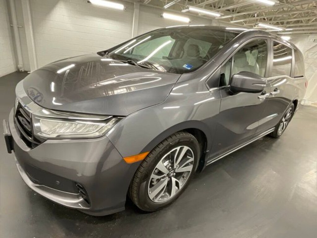 Certified 2024 Honda Odyssey Touring Minivan/Van
