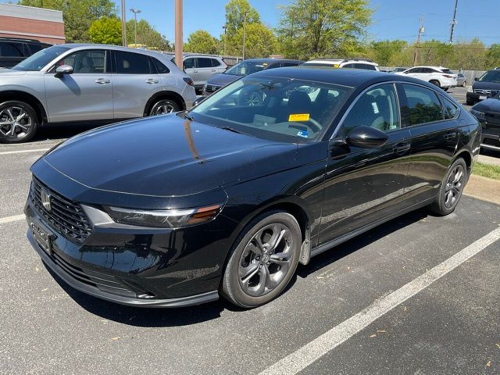 Used 2024 Honda Accord EX Sedan