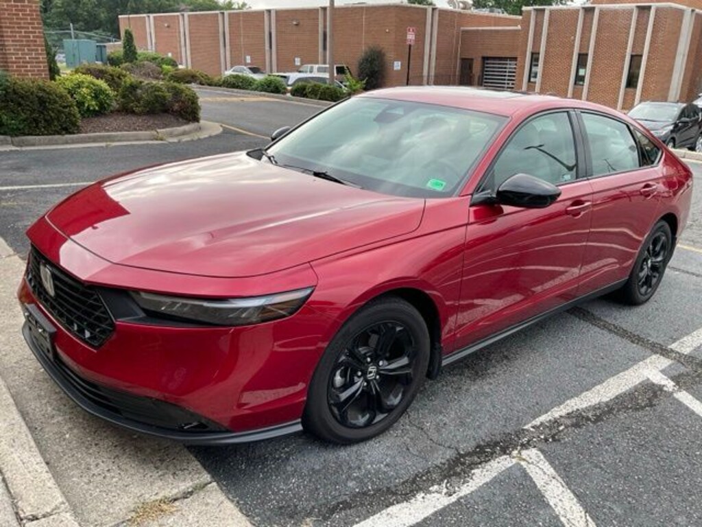 Used 2025 Honda Accord SE Sedan