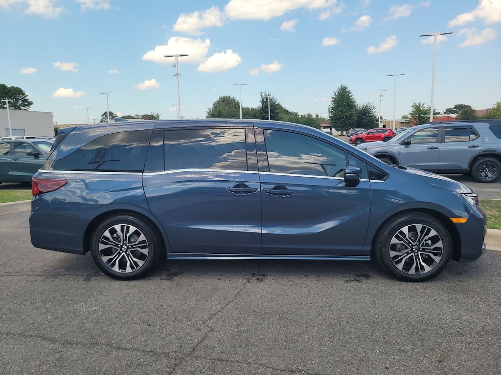 New 2027 Honda Odyssey Elite Van Passenger Van