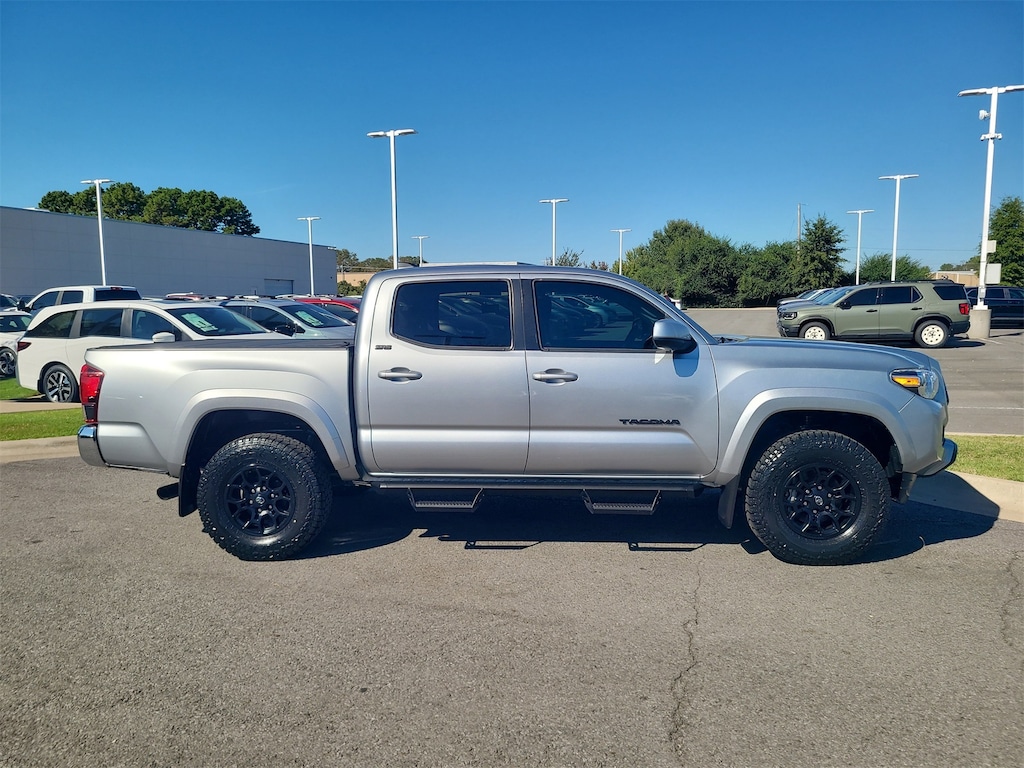 Used 2022 Toyota Tacoma SR5 Truck Double Cab