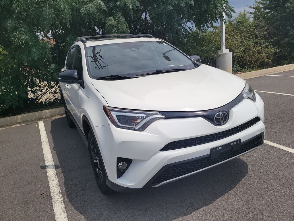 Used 2018 Toyota RAV4 SE SUV